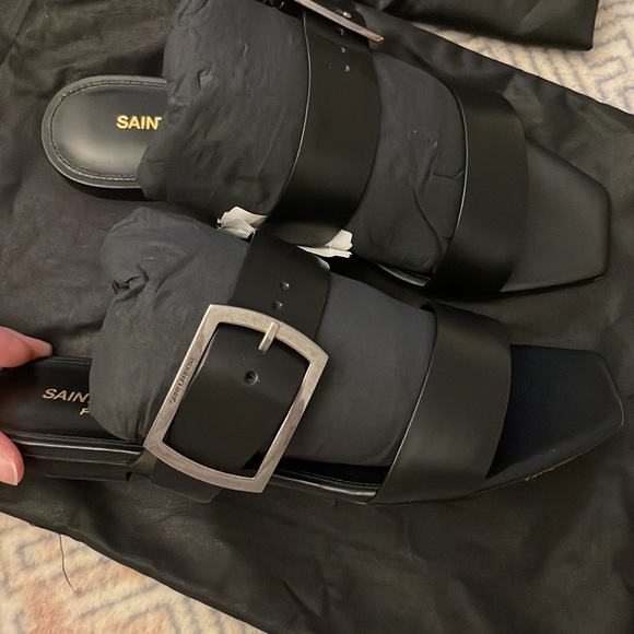 Saint Laurent Jodie Flat Leather Slide Sandals - Picture 3 of 8